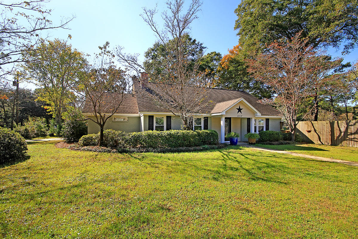 1217 Myrick Road Mount Pleasant, SC 29464 - Photo 3 of 42 CREM_1217 Myrick_004
