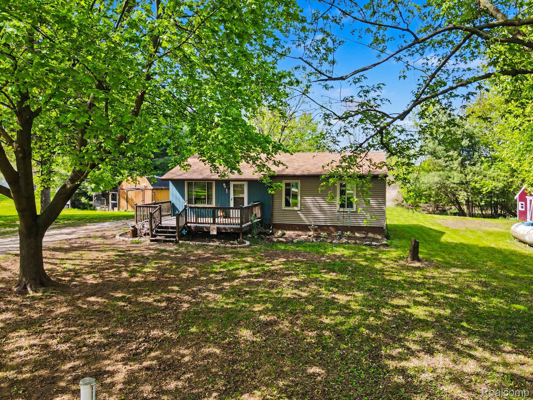 4623 West Lovejoy Road Byron, MI 48418 - Photo 19 of 21 019_file_3730.jpg