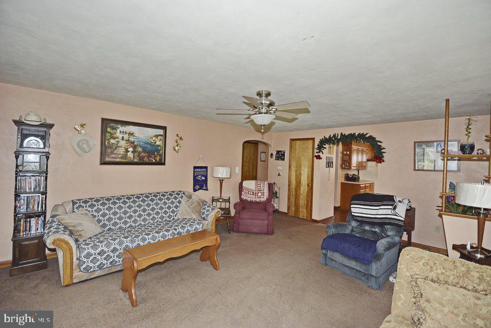 10 Oak Hills Drive Hanover, PA 17331 - Photo 11 of 32