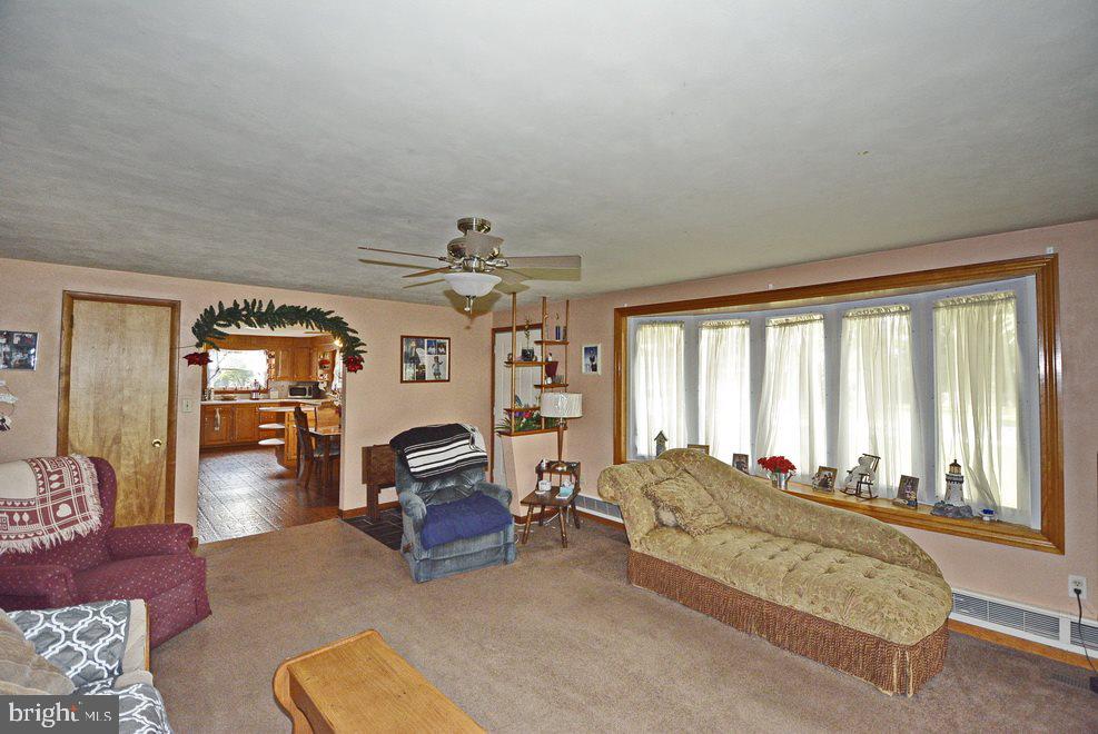 10 Oak Hills Drive Hanover, PA 17331 - Photo 12 of 32