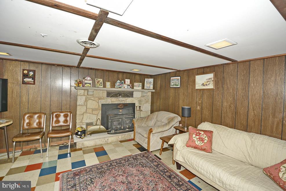 10 Oak Hills Drive Hanover, PA 17331 - Photo 16 of 32