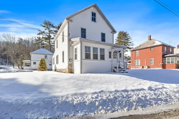 $342,000 | 33 Maple Street, Limerick, ME 04048