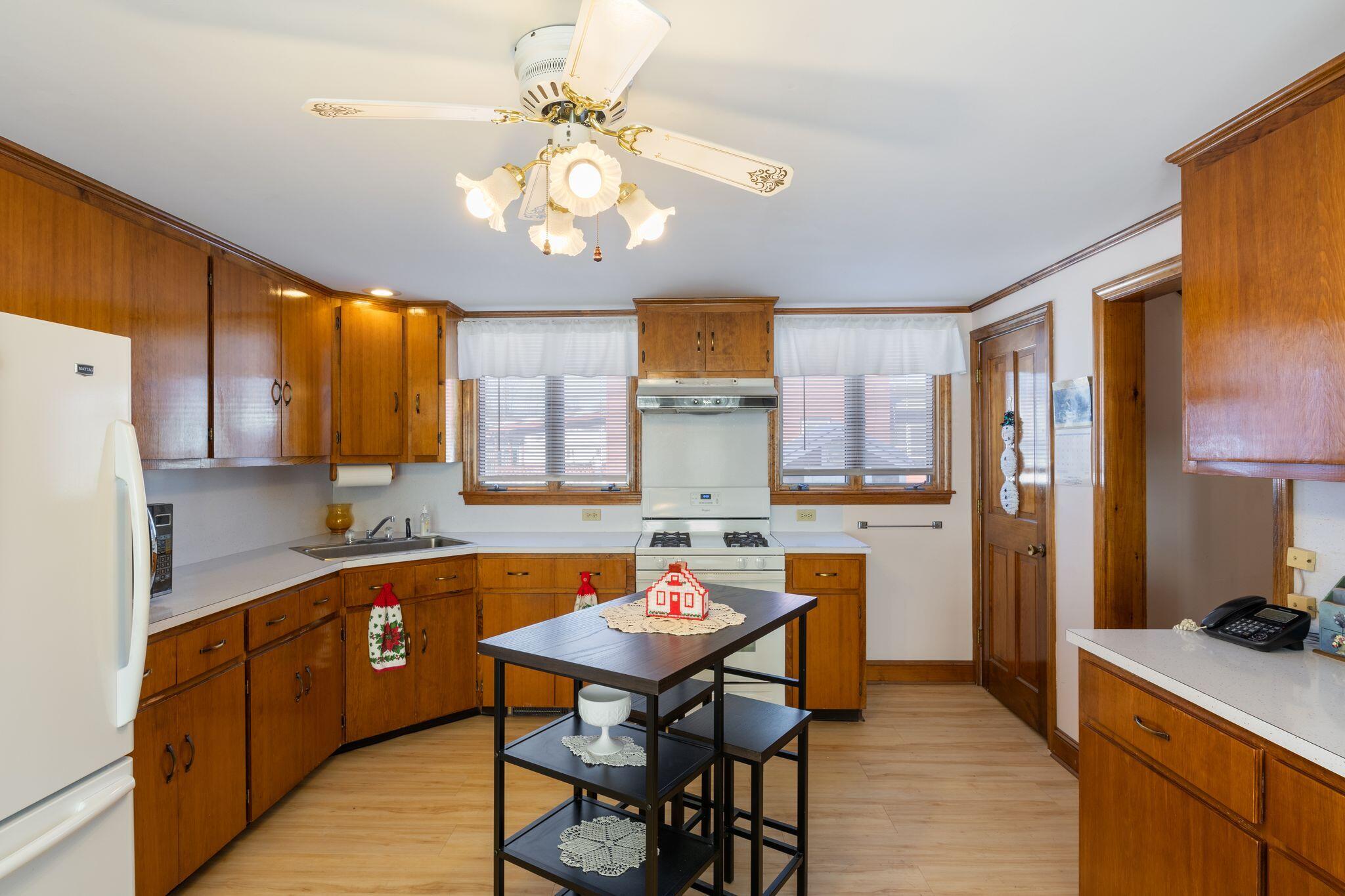 33 Maple Street Limerick, ME 04048 - Photo 10 of 38 Lot of natural light throughout home