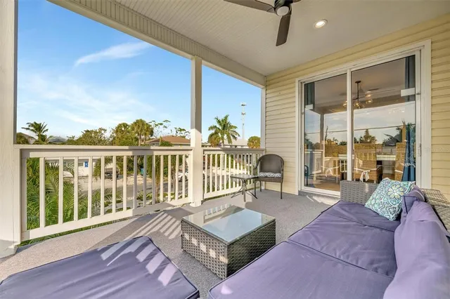 $2,774,999 | 303 58th Street, Holmes Beach, FL 34217