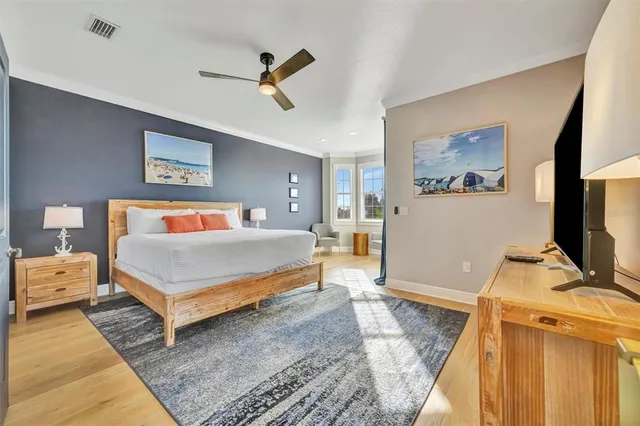 $2,774,999 | 303 58th Street, Holmes Beach, FL 34217