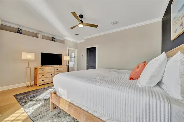 $2,774,999 | 303 58th Street, Holmes Beach, FL 34217