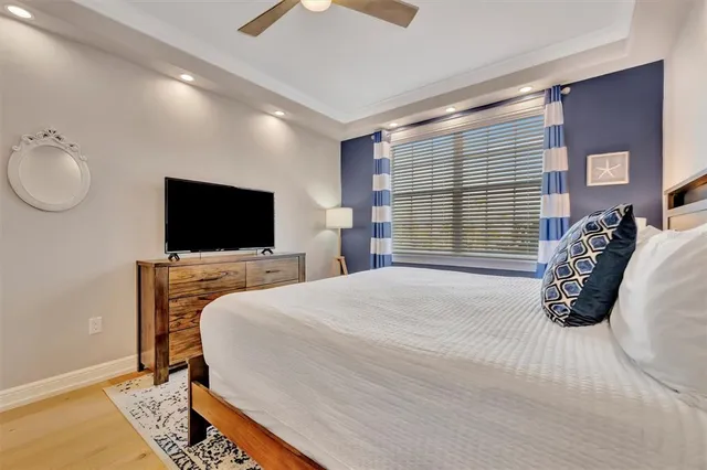 $2,774,999 | 303 58th Street, Holmes Beach, FL 34217