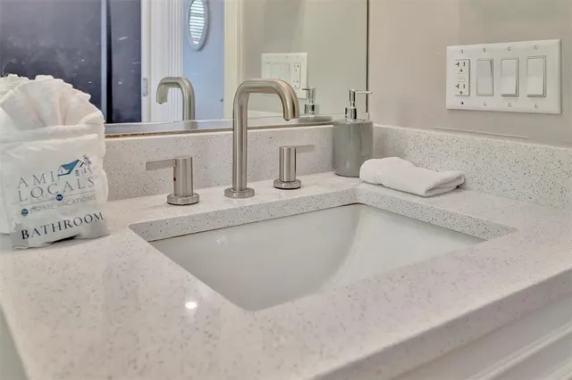 $2,774,999 | 303 58th Street, Holmes Beach, FL 34217