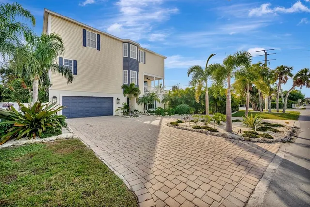 $2,774,999 | 303 58th Street, Holmes Beach, FL 34217