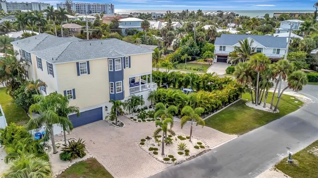 $2,774,999 | 303 58th Street, Holmes Beach, FL 34217
