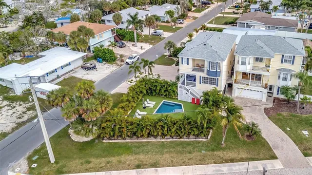 $2,774,999 | 303 58th Street, Holmes Beach, FL 34217