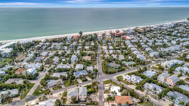 $2,774,999 | 303 58th Street, Holmes Beach, FL 34217