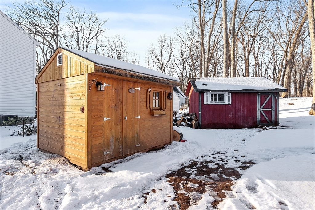 13 Braney Road Millbury, MA 01527 - Photo 9 of 41