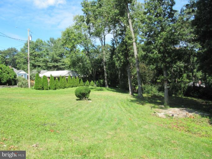 202 East Ridgely Road Lutherville-Timonium, MD 21093 - Photo 11 of 15 Exterior (Rear)
