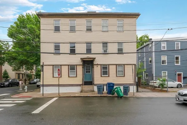 $2,950 | 95 Second Street, Unit 6, Cambridge, MA 02141