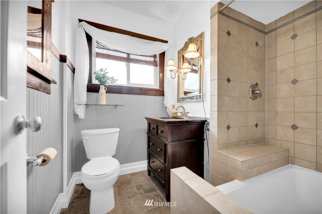 1311 39th Street Everett, WA 98201 - Photo 16 of 40