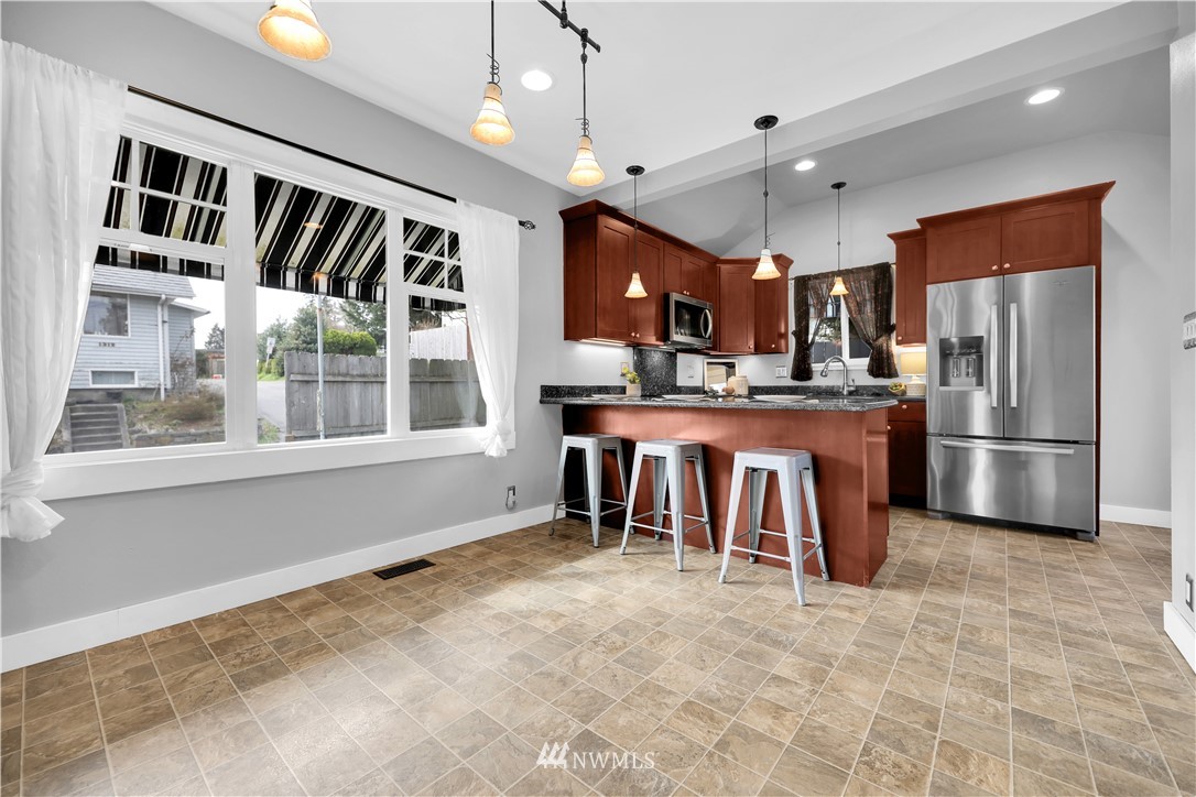 1311 39th Street Everett, WA 98201 - Photo 21 of 40