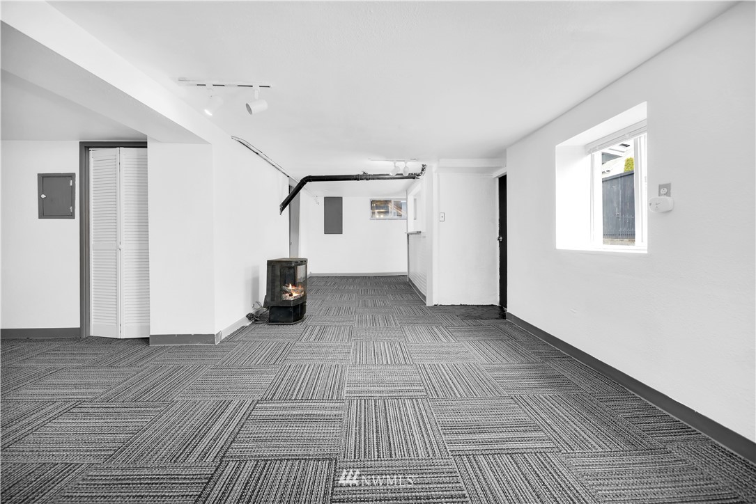 1311 39th Street Everett, WA 98201 - Photo 29 of 40