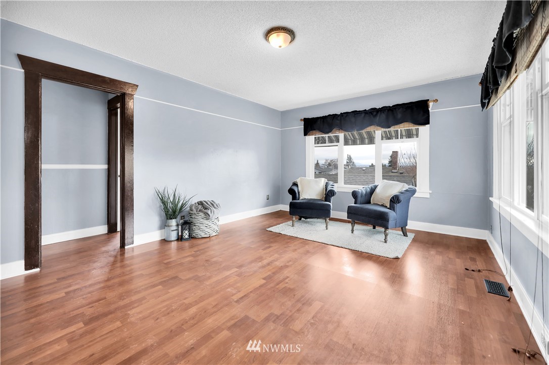 1311 39th Street Everett, WA 98201 - Photo 8 of 40