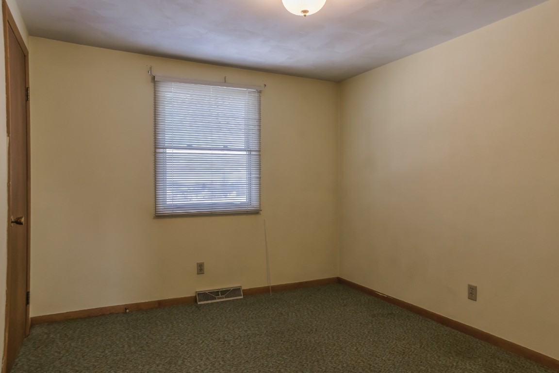 271 Treadwell Road Binghamton, NY 13905 - Photo 10 of 23