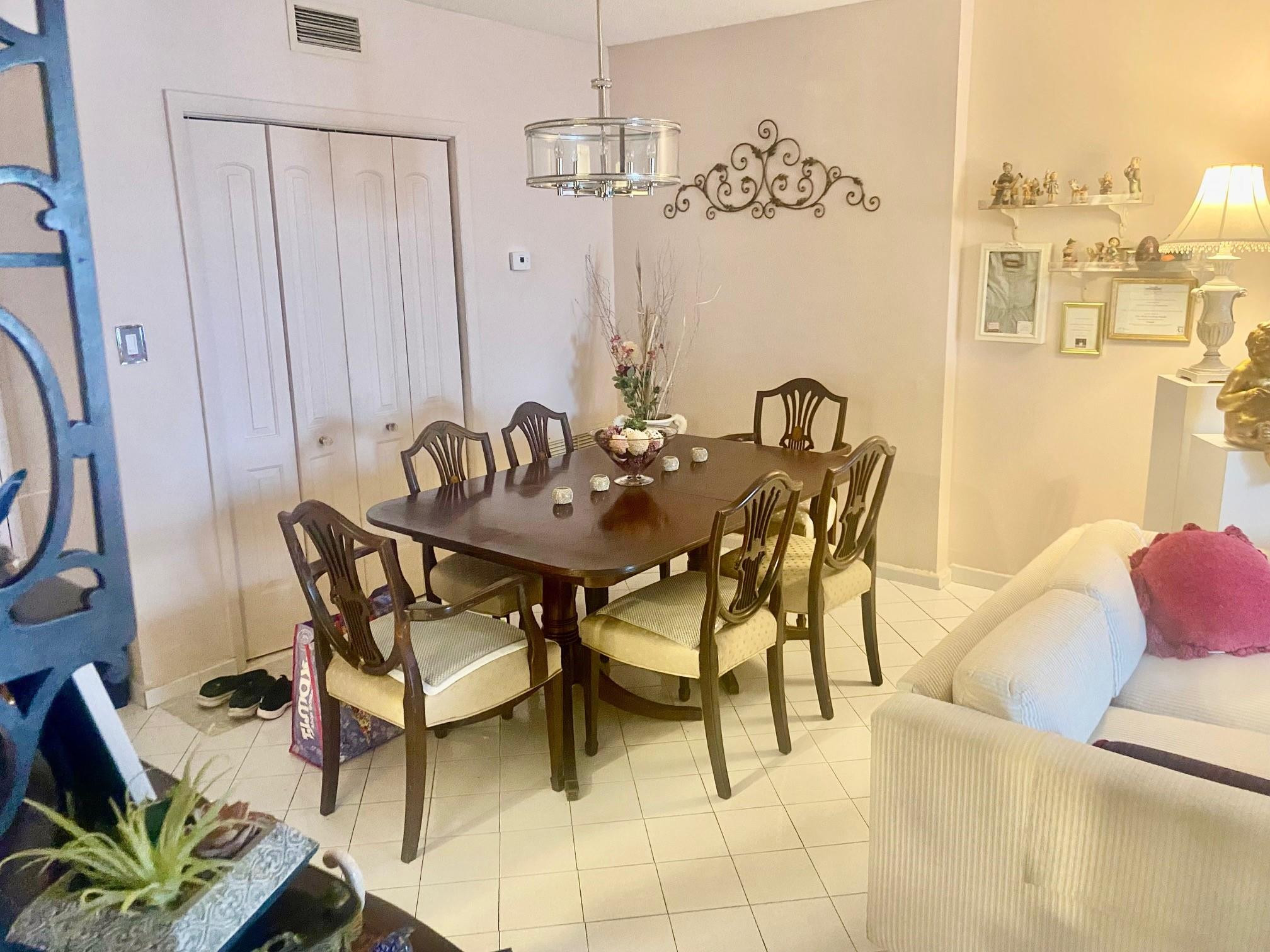 4400 Hillcrest Drive, Unit 1018 Hollywood, FL 33021 - Photo 4 of 9 Photo 4