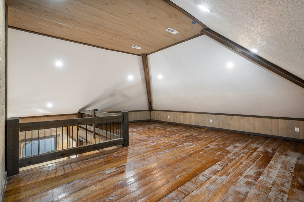 2637 River Road Mineral Bluff, GA 30559 - Photo 27 of 67 a view of an entryway