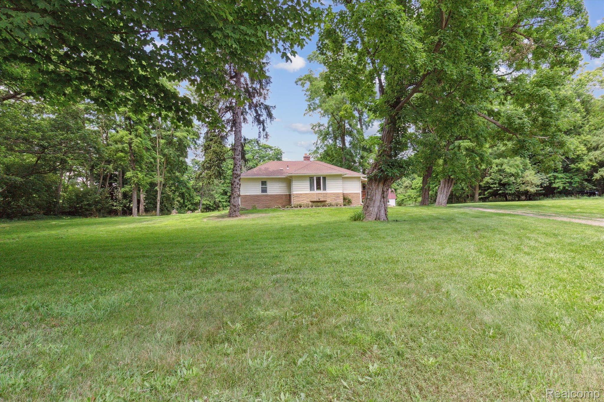 8761 Bordman Road Almont, MI 48003 - Photo 41 of 56 Gallery Image 41