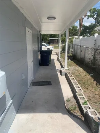 $2,100 | 3715 East Idlewild Avenue, Tampa, FL 33610