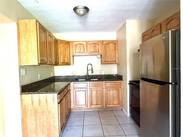 $2,100 | 3715 East Idlewild Avenue, Tampa, FL 33610