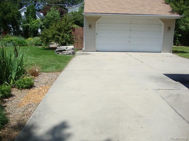 310 West Webster Road Royal Oak, MI 48073 - Photo 3 of 14 003