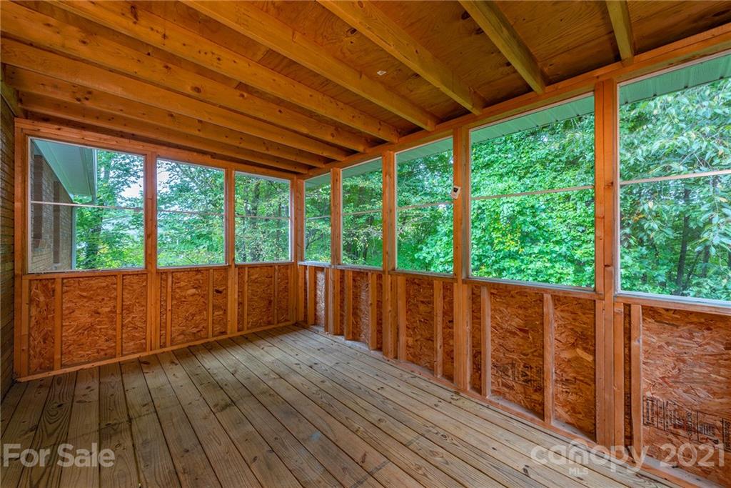 649 Mountain View Road Mars Hill, NC 28754 - Photo 11 of 26 Gallery Image 11