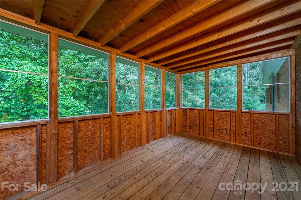 649 Mountain View Road Mars Hill, NC 28754 - Photo 12 of 26 Gallery Image 12
