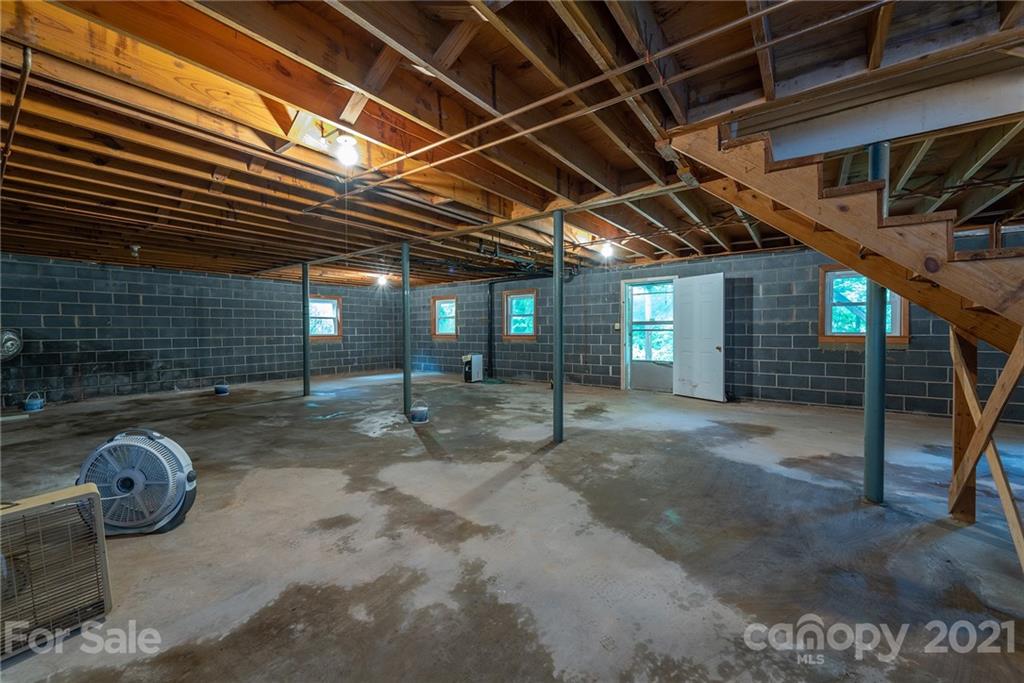 649 Mountain View Road Mars Hill, NC 28754 - Photo 21 of 26 Gallery Image 21