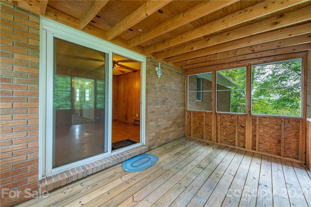 649 Mountain View Road Mars Hill, NC 28754 - Photo 10 of 26 Gallery Image 10
