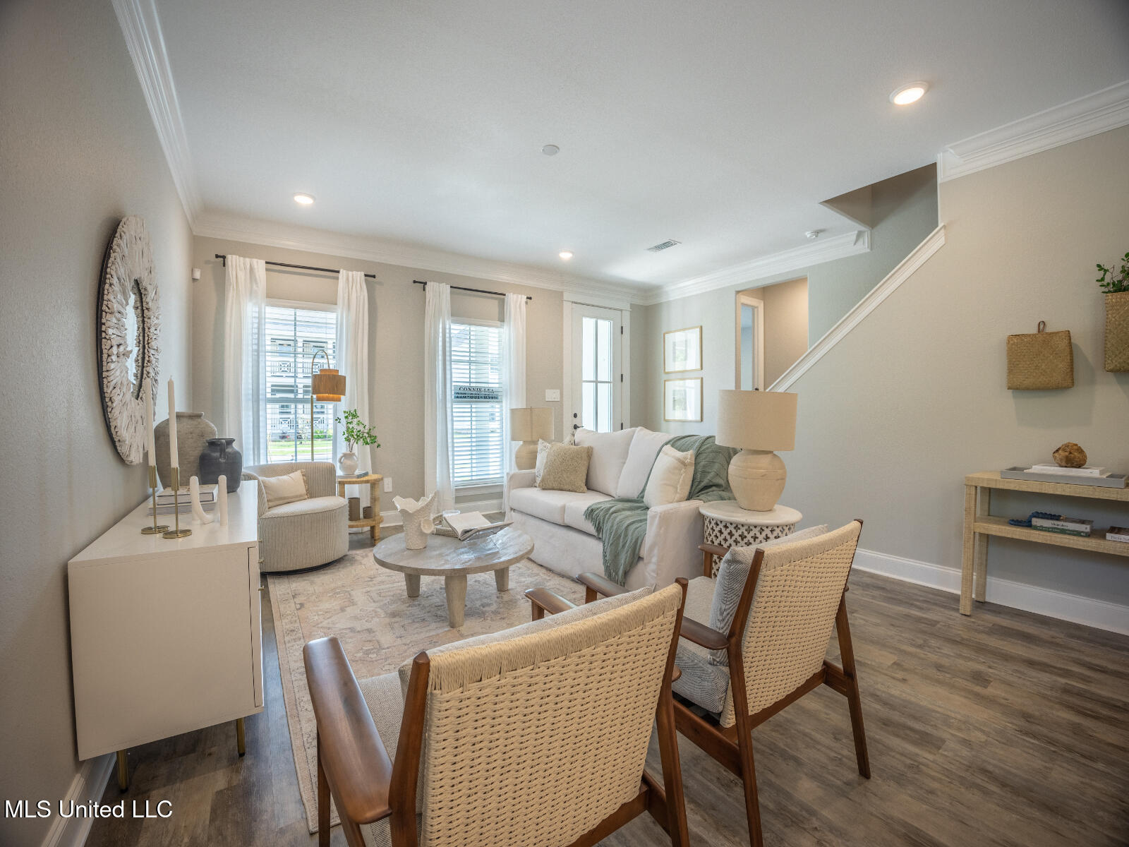 212 Savannah Gdns Road Ocean Springs, MS 39564 - Photo 5 of 18 Decatur_E223_GreatRoom2