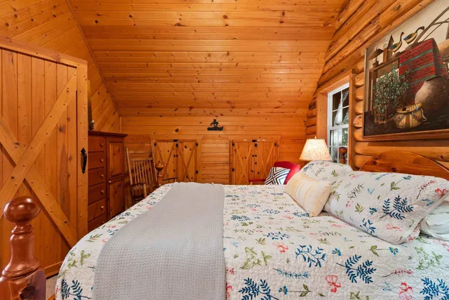 $899,000 | 17799 East Wheeler Lake Lane, Lakewood, WI 54138