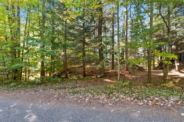 $899,000 | 17799 East Wheeler Lake Lane, Lakewood, WI 54138