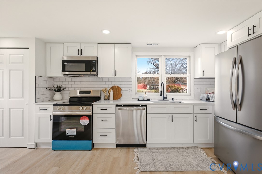 2732 Perlock Road North Chesterfield, VA 23237 - Photo 4 of 23