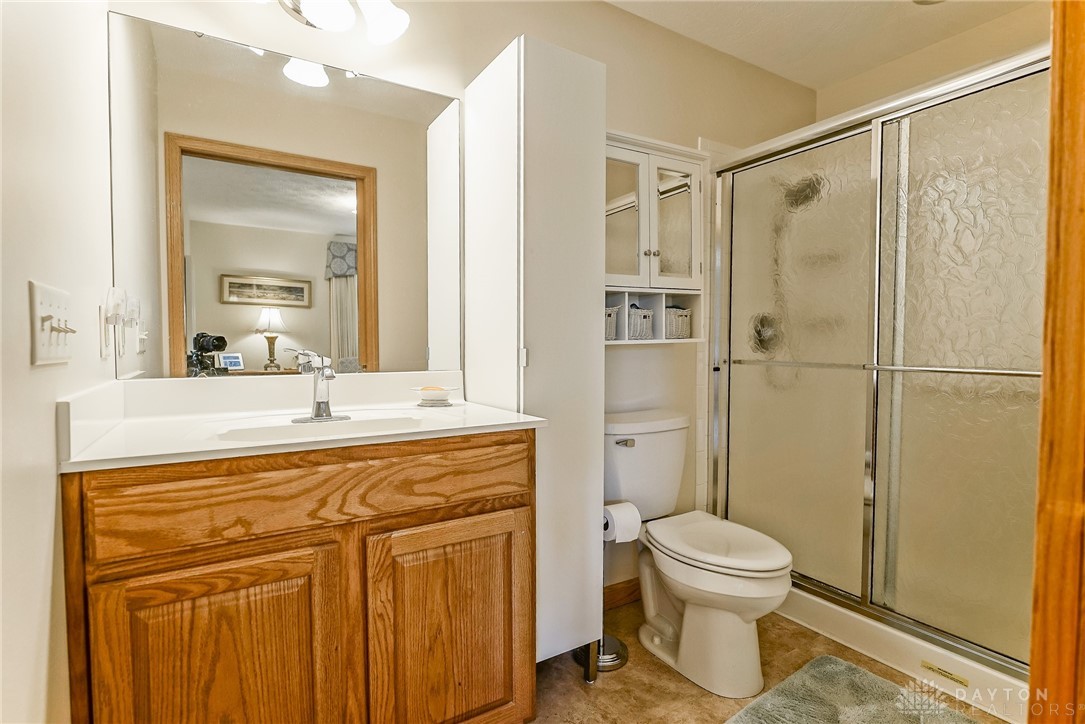 8464 Chambersburg Road Huber Heights, OH 45424 - Photo 39 of 44 In-law bathroom