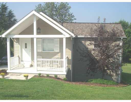 558 Unity Trestle Road Plum, PA 15239 - Photo 1 of 6 Exterior Front.