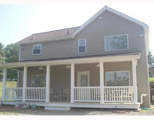 558 Unity Trestle Road Plum, PA 15239 - Photo 2 of 6 Exterior Back.