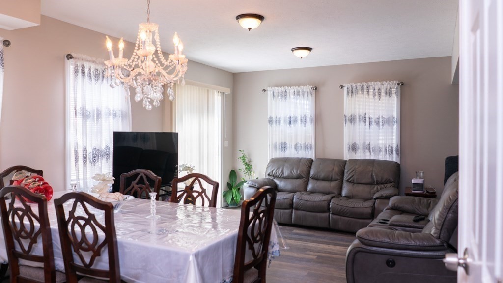 460 Chestnut Street Springfield, MA 01107 - Photo 3 of 12 Gallery Image 3