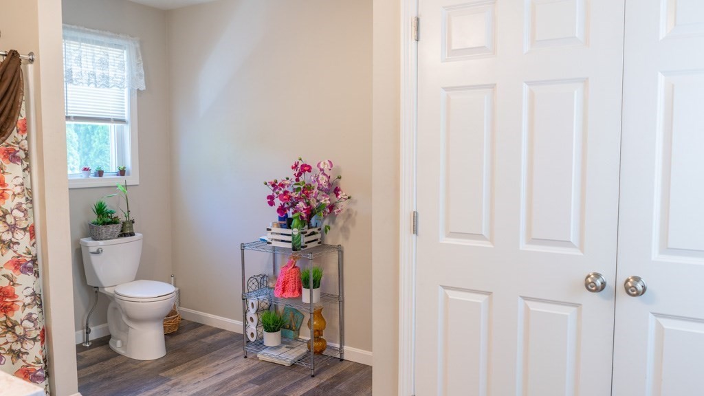 460 Chestnut Street Springfield, MA 01107 - Photo 8 of 12 Gallery Image 8