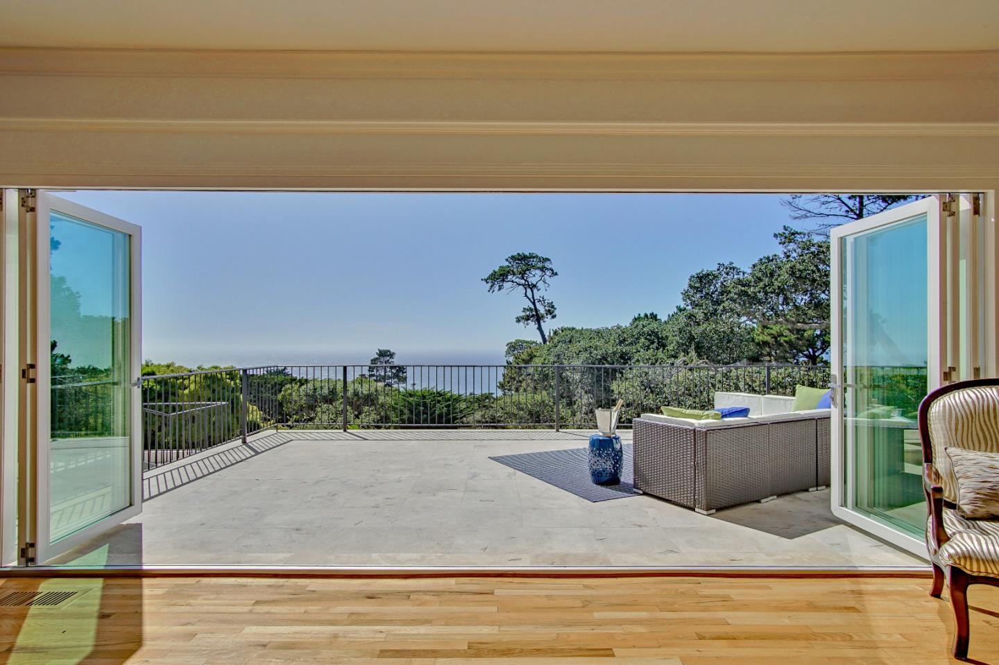 21 Mentone Road Carmel, CA 93923 - Photo 13 of 80