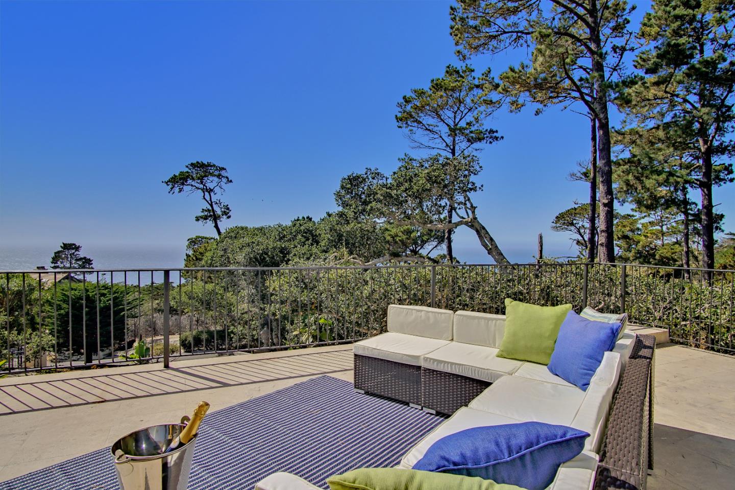 21 Mentone Road Carmel, CA 93923 - Photo 16 of 80