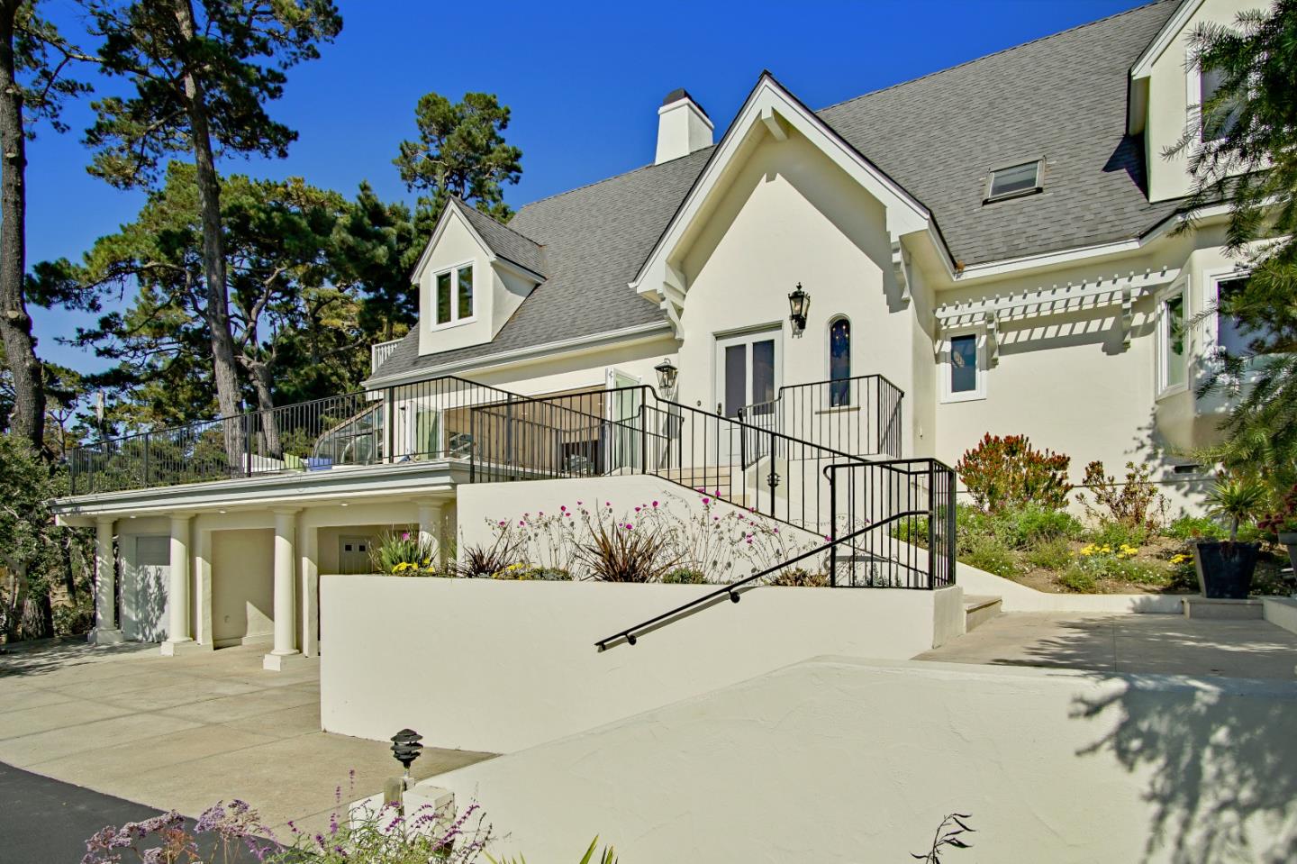 21 Mentone Road Carmel, CA 93923 - Photo 5 of 80