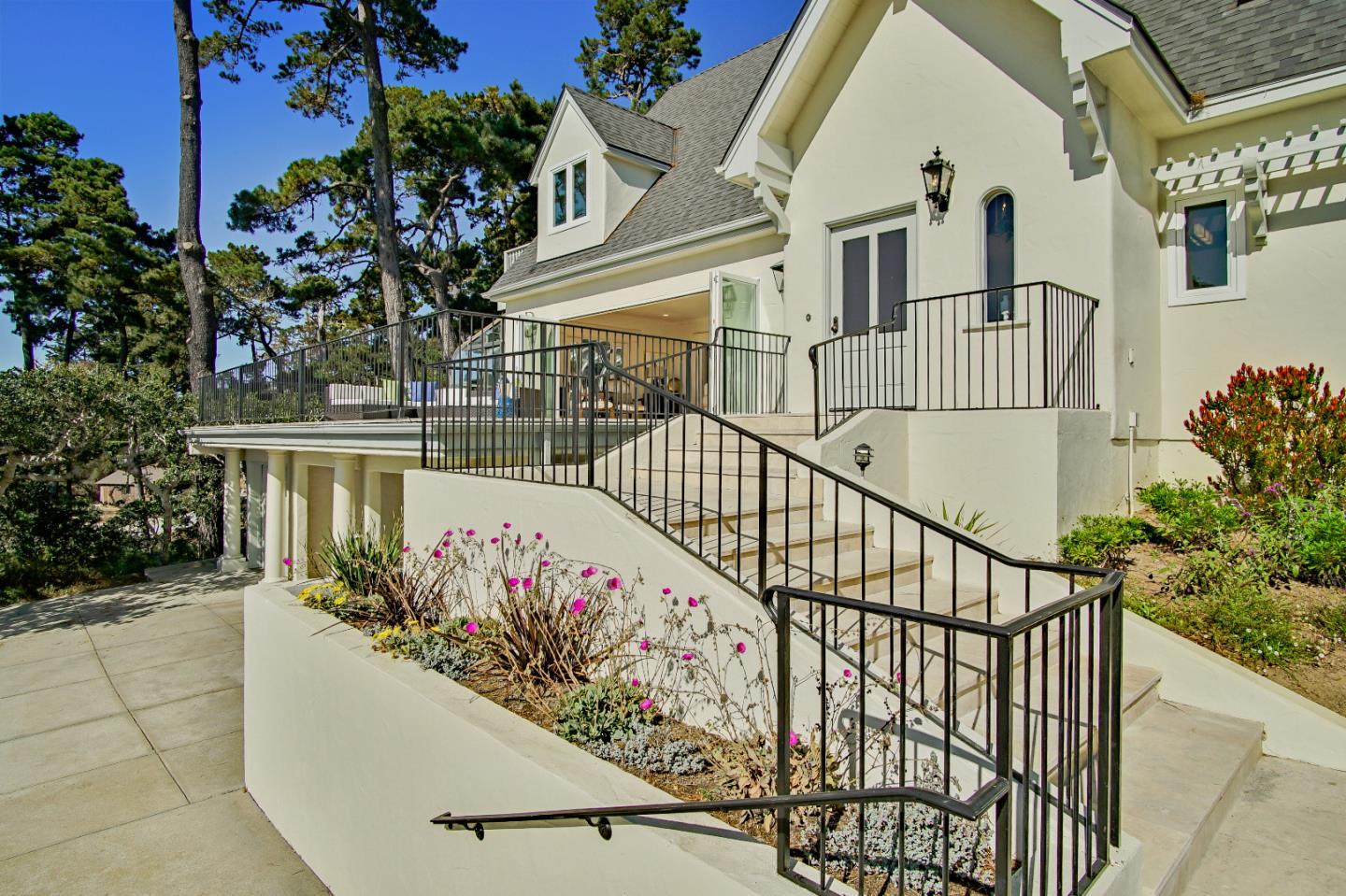 21 Mentone Road Carmel, CA 93923 - Photo 6 of 80