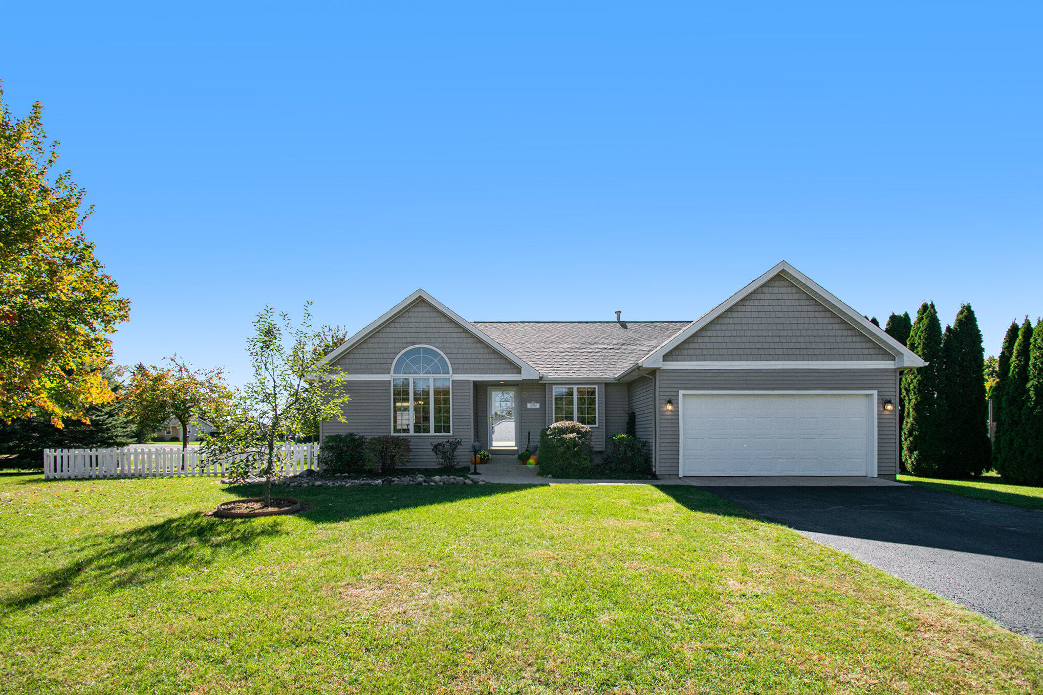 56980 Bow Drive Three Rivers, MI 49093 - Photo 1 of 22 002_dsc_0309_991