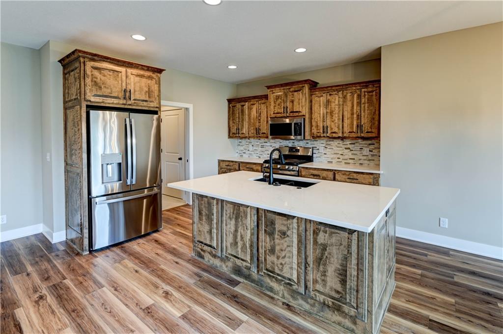 18699 East Bundschu Road Independence, MO 64056 - Photo 11 of 46