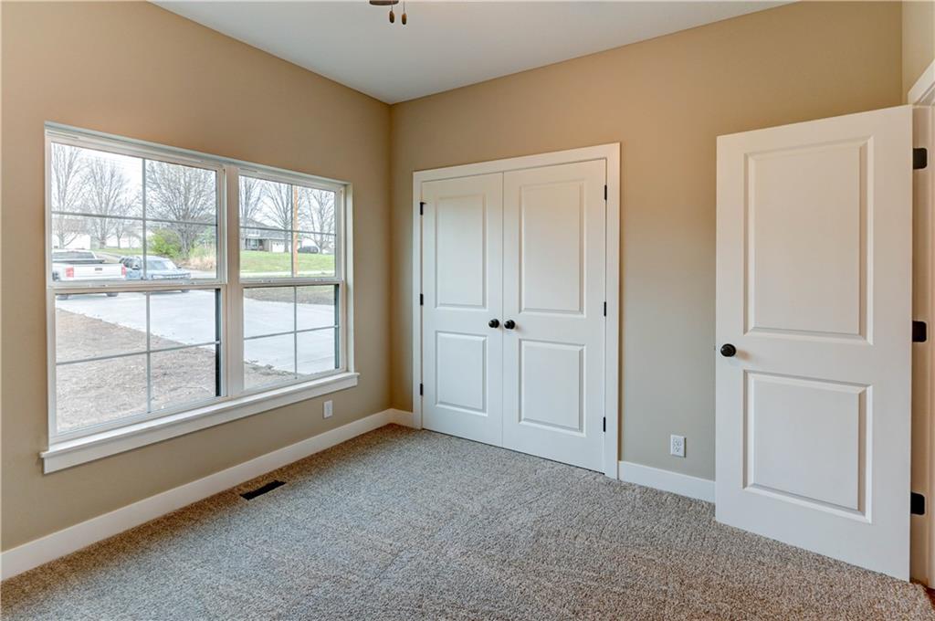 18699 East Bundschu Road Independence, MO 64056 - Photo 29 of 46